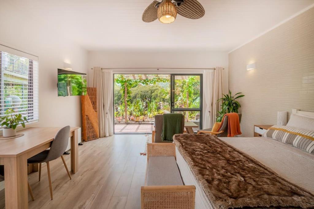 On The Point Appartement Whitianga Buitenkant foto